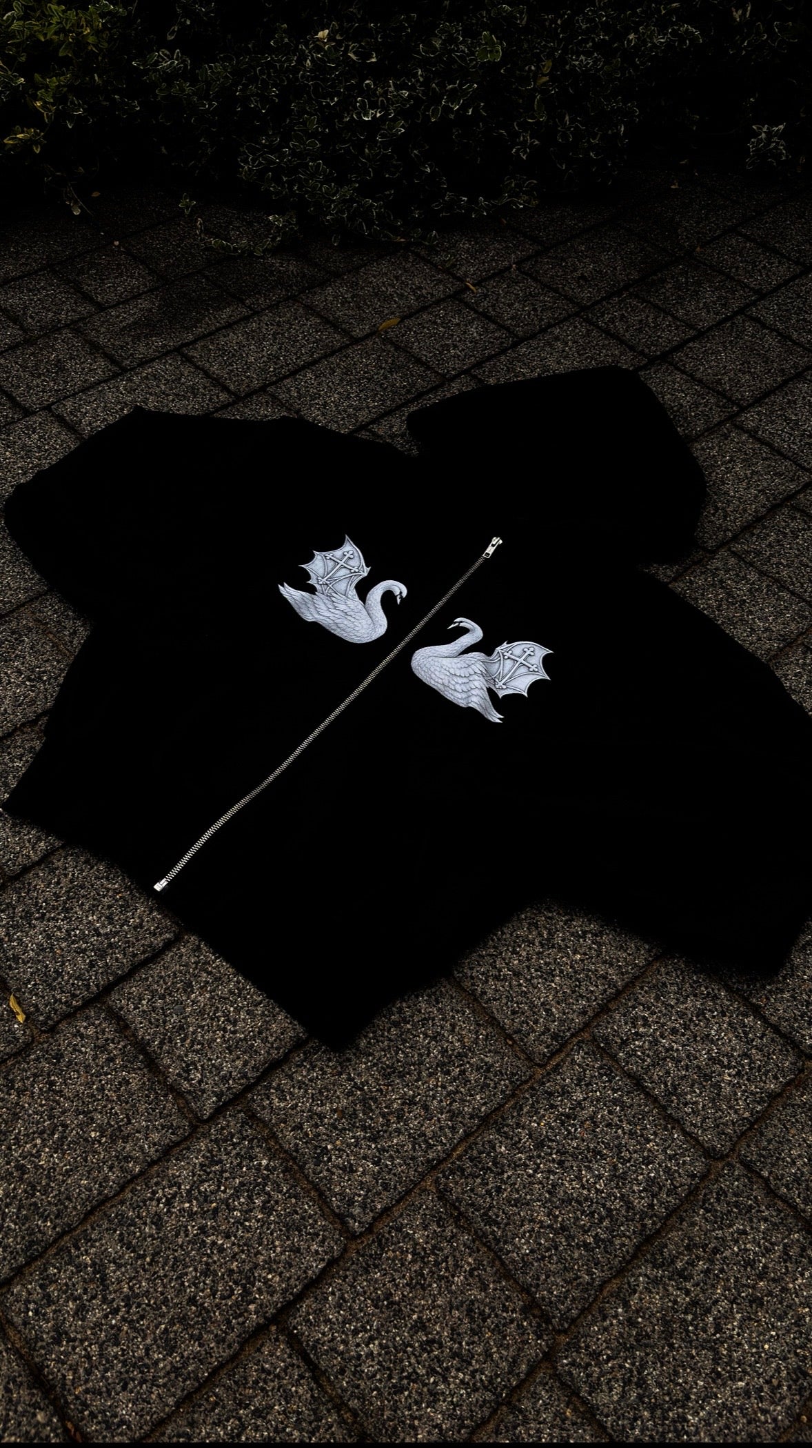 Ethereal Hoodie black